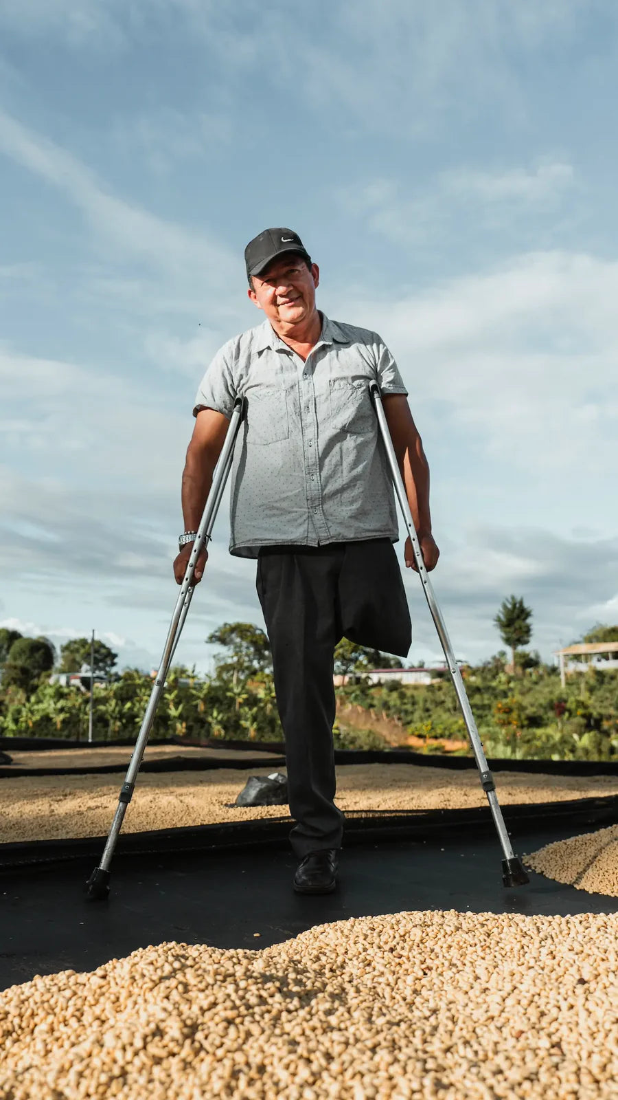 Rony Gómez auf seiner Farm in Huila, Kolumbien